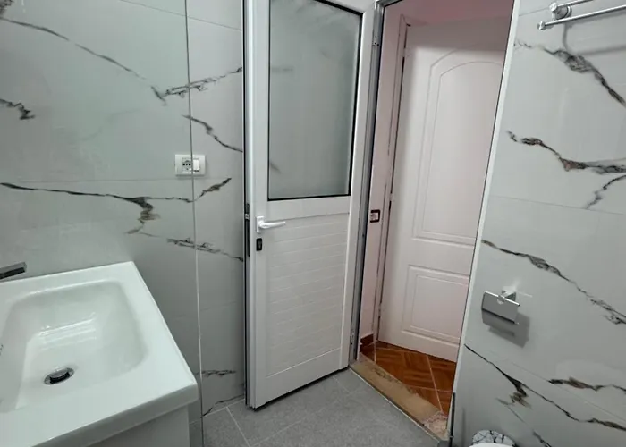 Harbour View Himarë